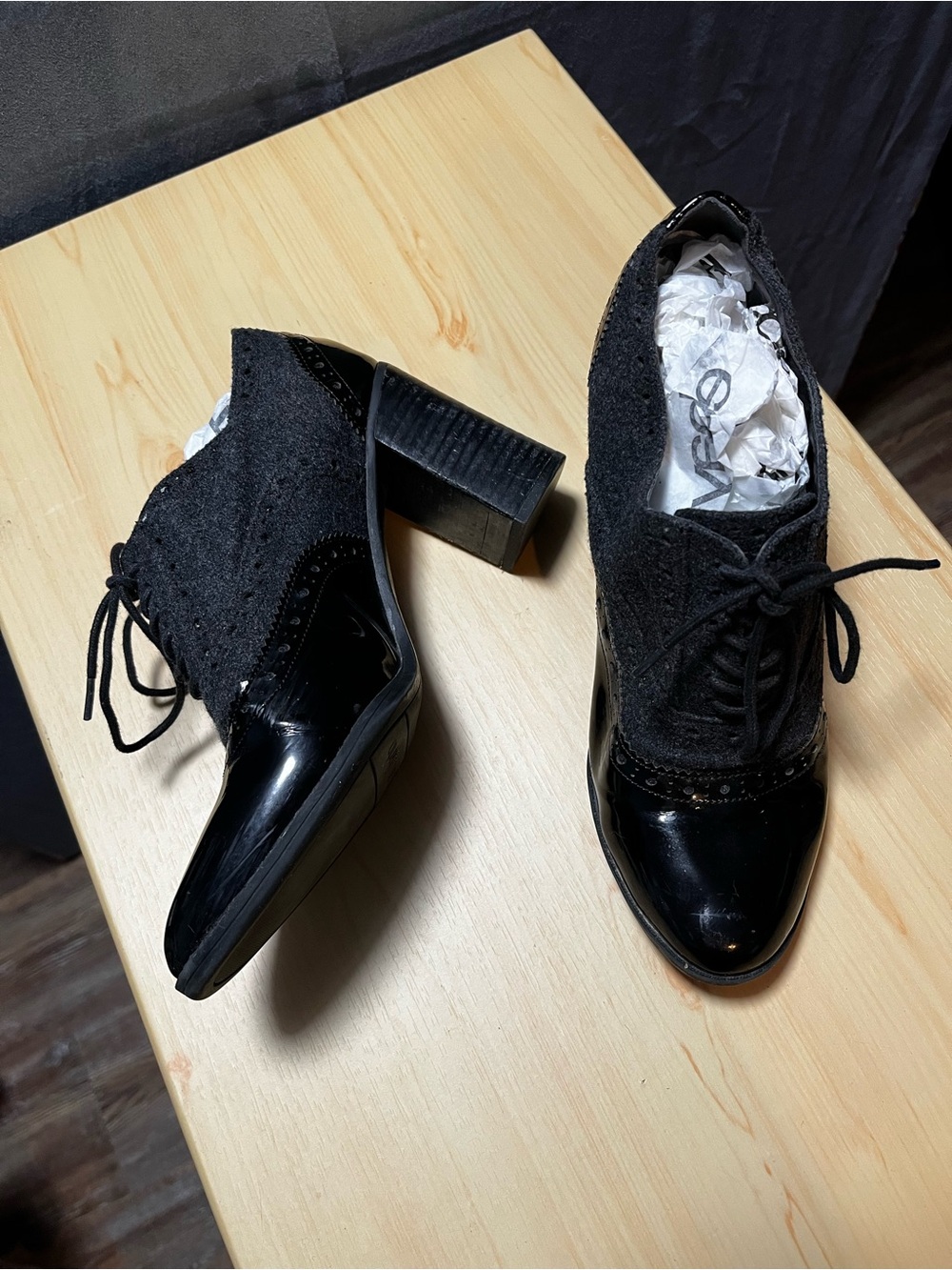 Franco Sarto Maze Sz 8.5 Pumps Lace Oxford Patent Wool Blend Preppy Goth Grunge